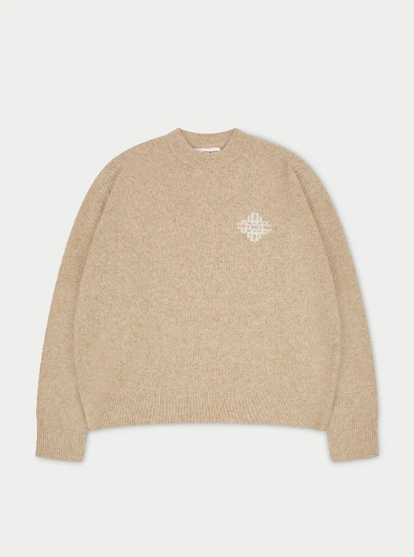 LIGHTWEIGHT FLUFFY KNIT EMBLEM CREW - BEIGE