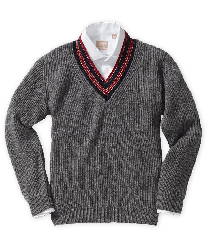 Johnstons of Elgin Scottish Cashmere V-neck Sweater