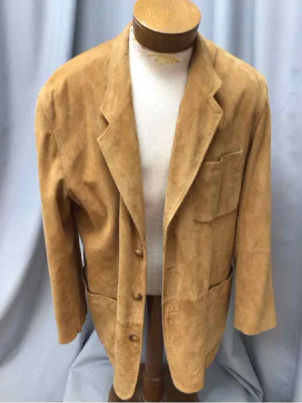 SIZE LARGE THE TERRITORY AHEAD Men's COATS